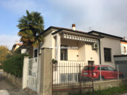 Villa Unifamiliare in vendita a Treviglio