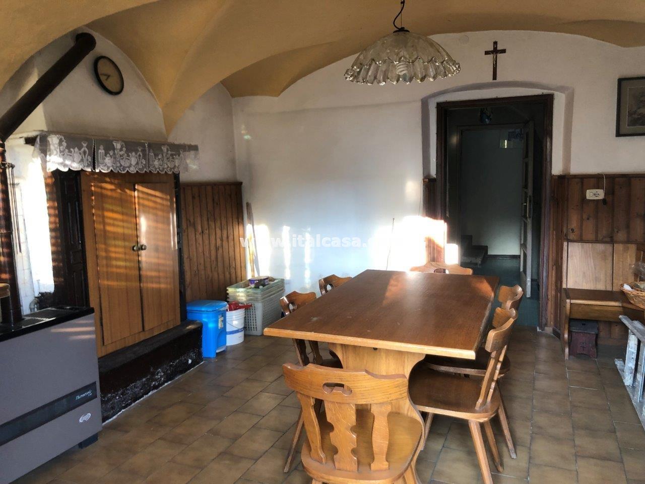 Casa Unifamiliare in vendita a Vertova