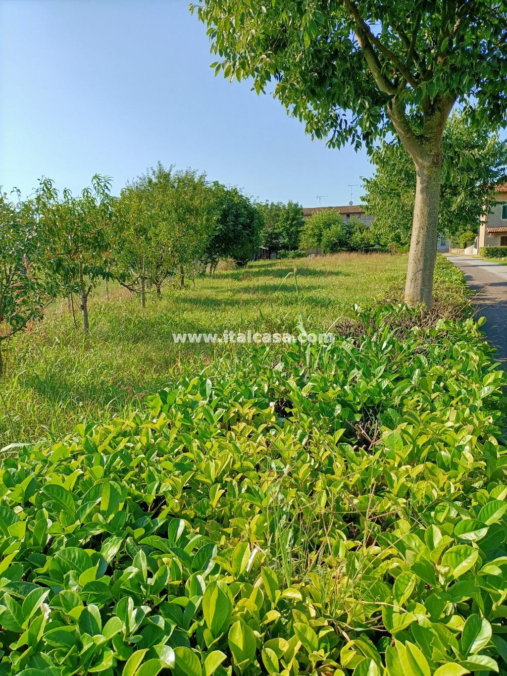 Terreno Residenziale in vendita a Castiglione delle Stiviere
