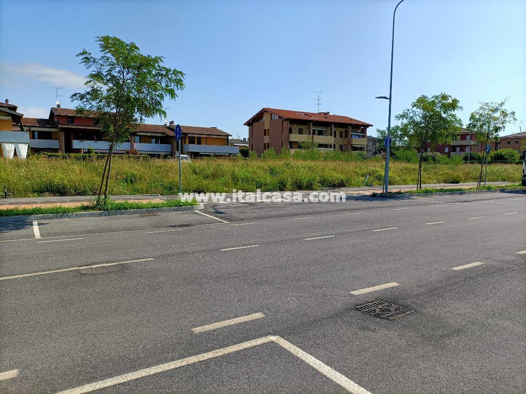 Terreno Residenziale in vendita a Castiglione delle Stiviere