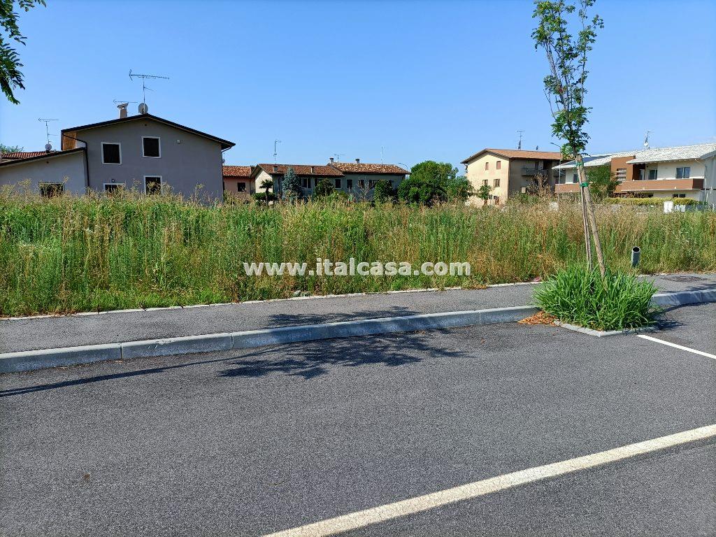 Terreno Residenziale in vendita a Castiglione delle Stiviere