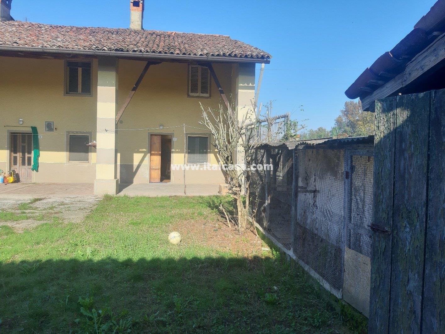 Cascina in vendita a Torre Pallavicina
