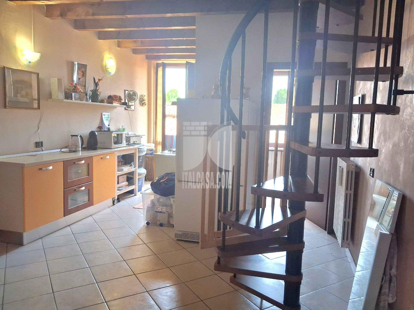 Appartamento in vendita a Brembio