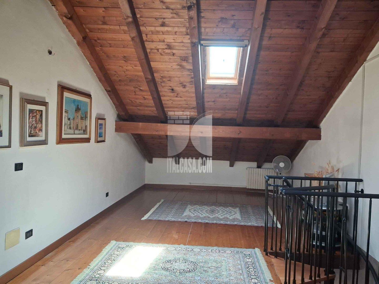 Appartamento in vendita a Brembio