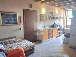 Appartamento in vendita a Brembio