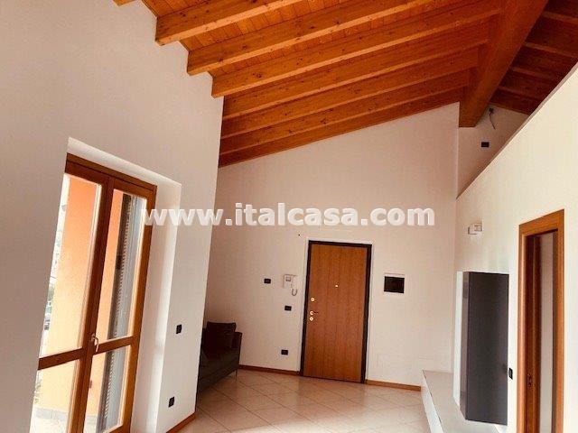 Appartamento in vendita a Alzano Lombardo