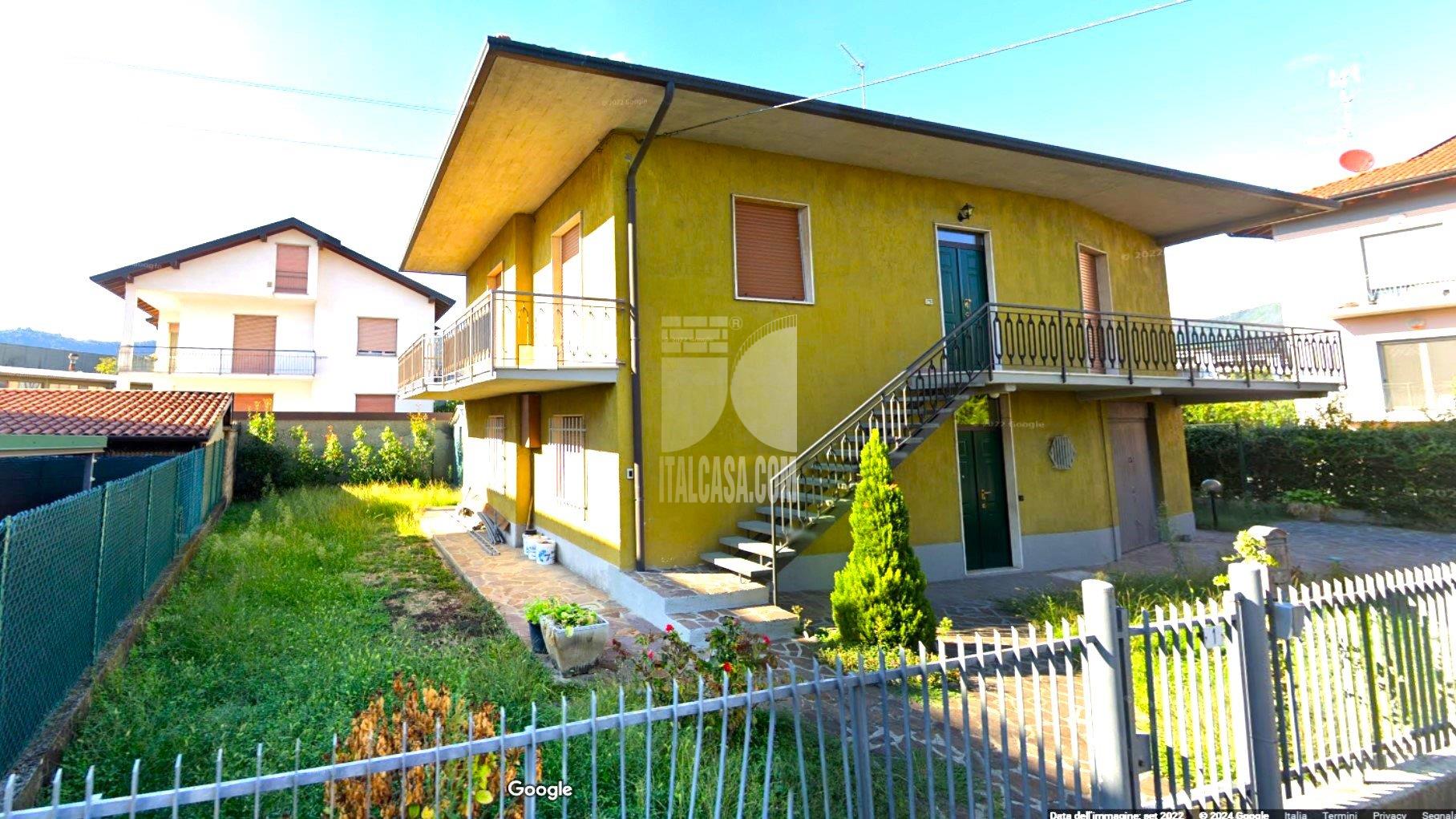 Villa Unifamiliare in vendita a Ranica