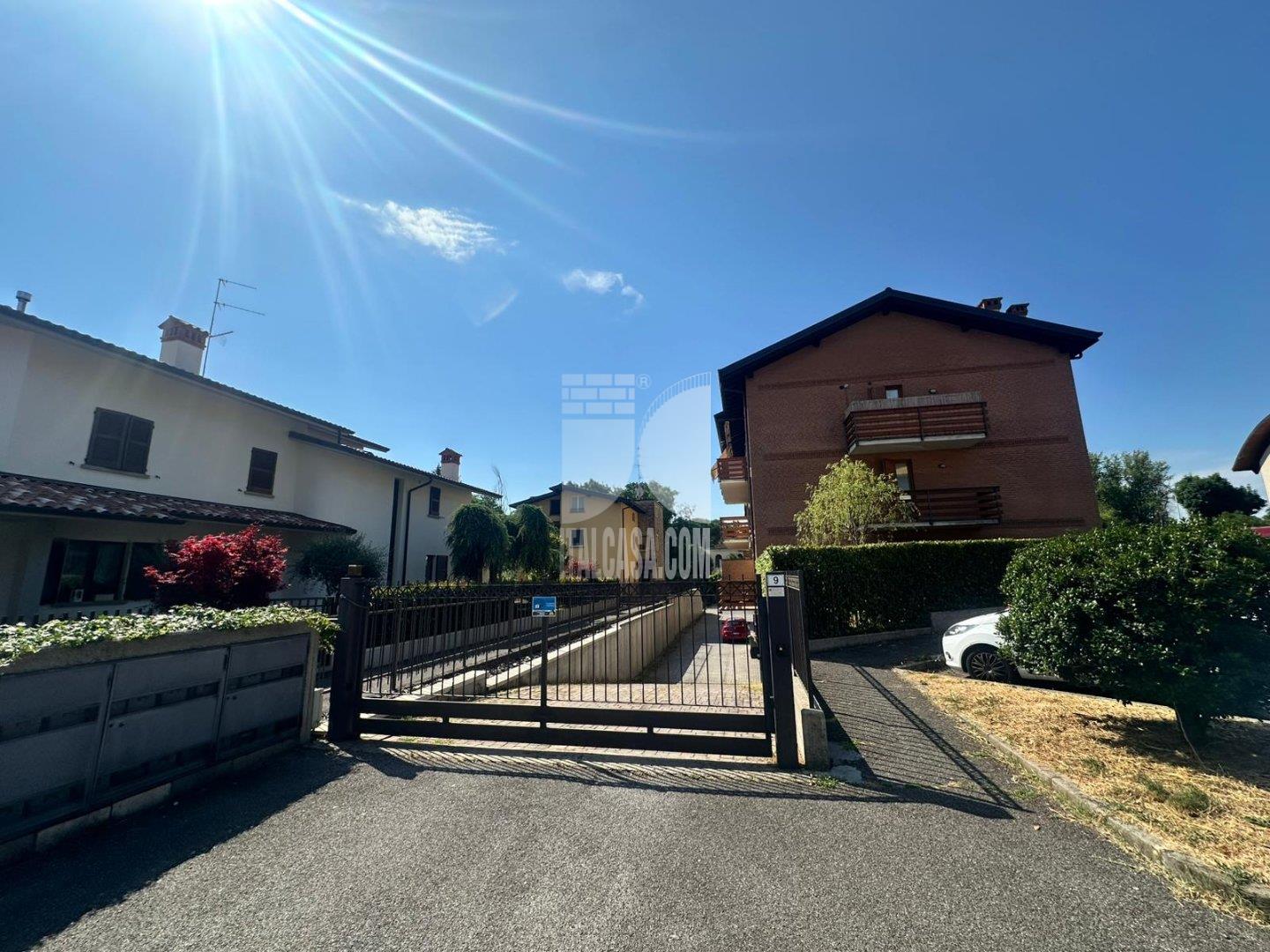 Box / Autorimessa in affitto a Alzano Lombardo