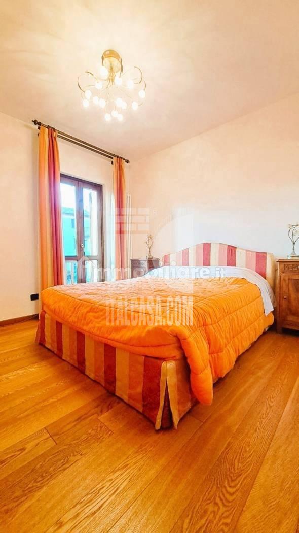 Appartamento in vendita a Scanzorosciate