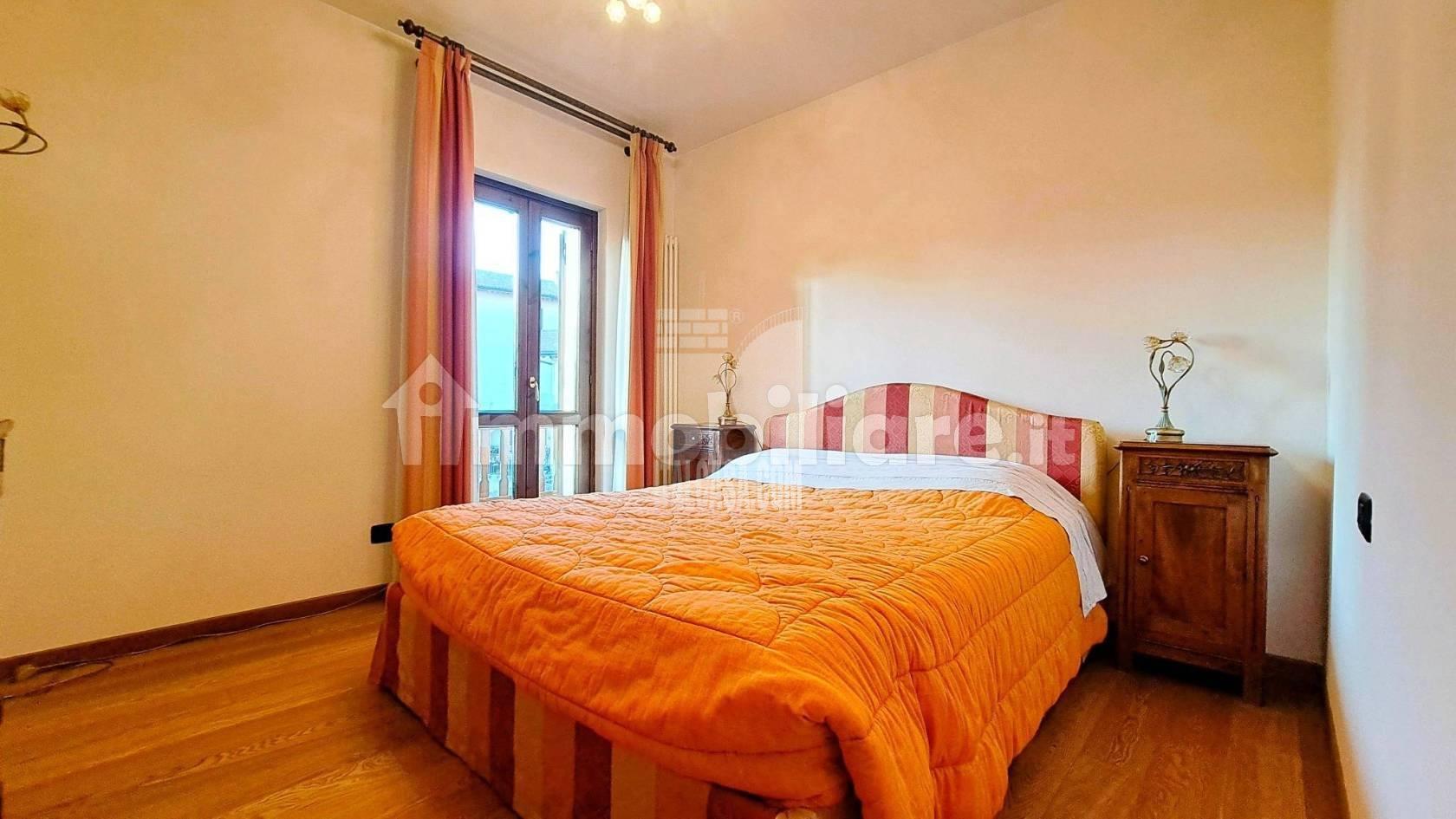 Appartamento in vendita a Scanzorosciate