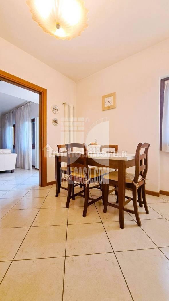 Appartamento in vendita a Scanzorosciate