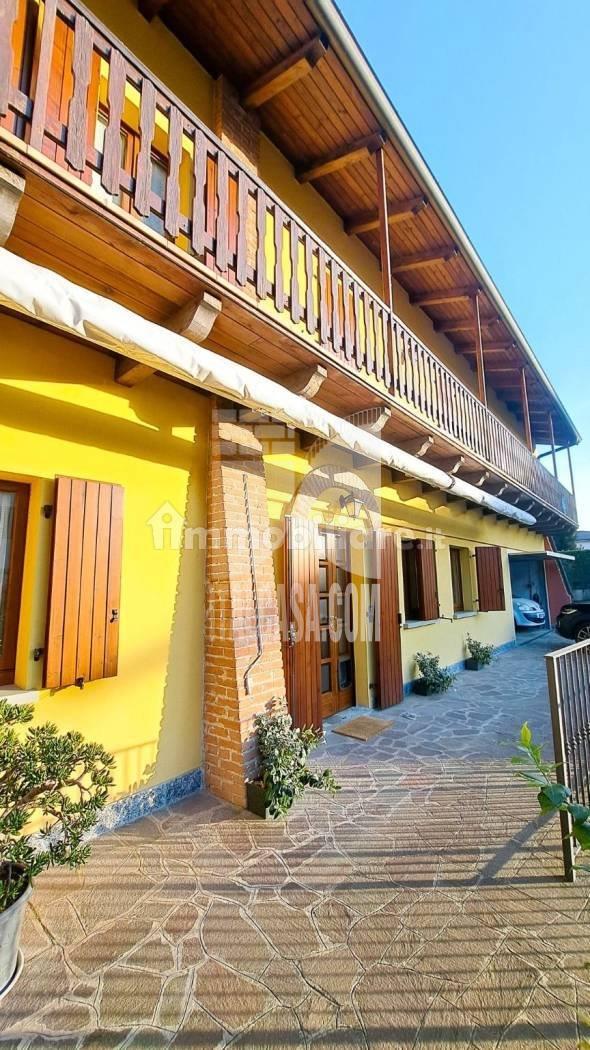 Appartamento in vendita a Scanzorosciate