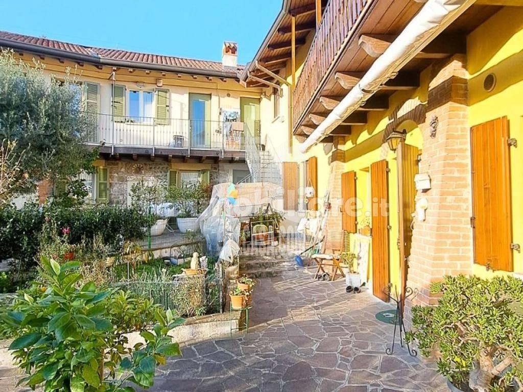 Appartamento in vendita a Scanzorosciate