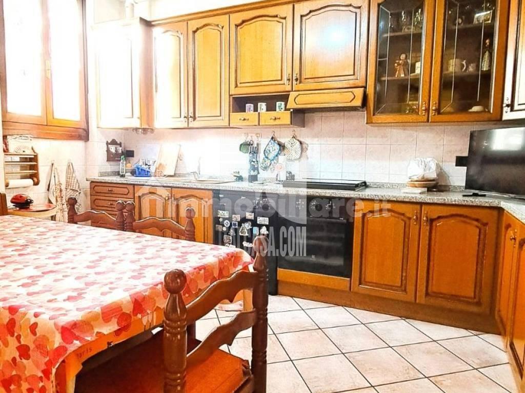 Appartamento in vendita a Scanzorosciate