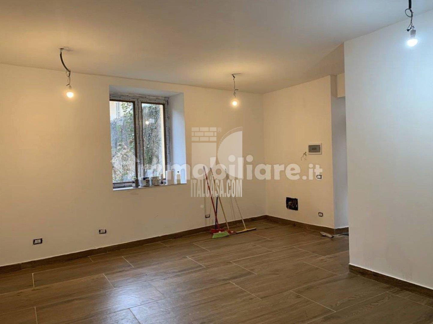 Appartamento in vendita a Alzano Lombardo