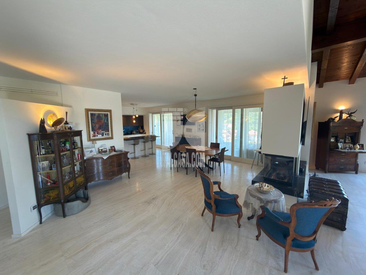 Villa Unifamiliare in vendita a Cenate Sopra