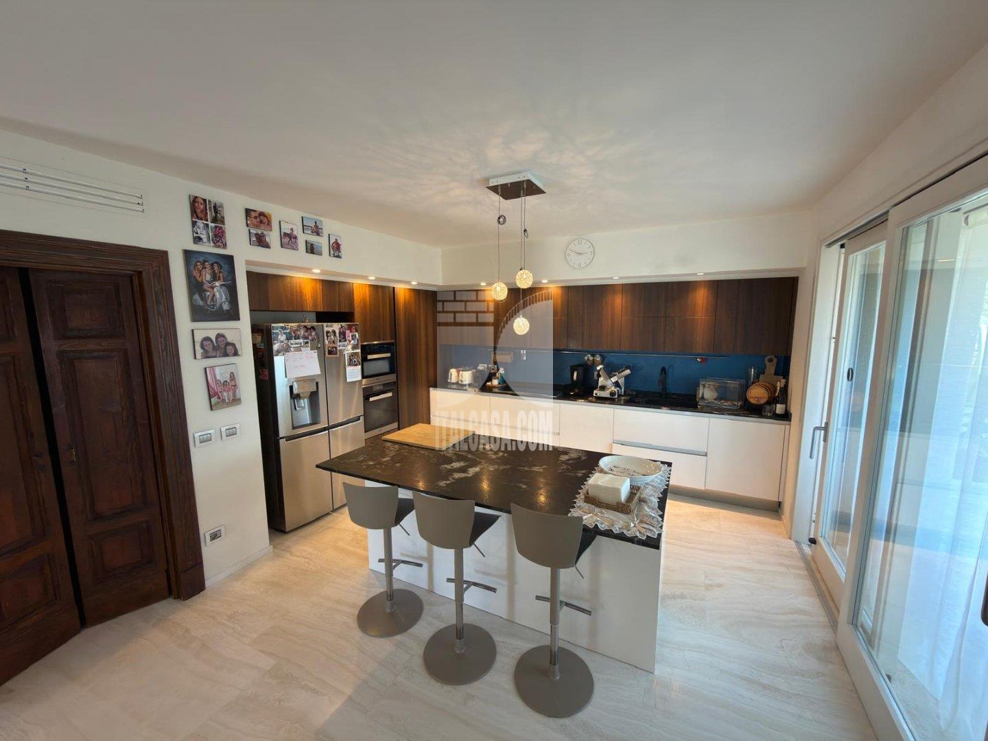 Villa Unifamiliare in vendita a Cenate Sopra
