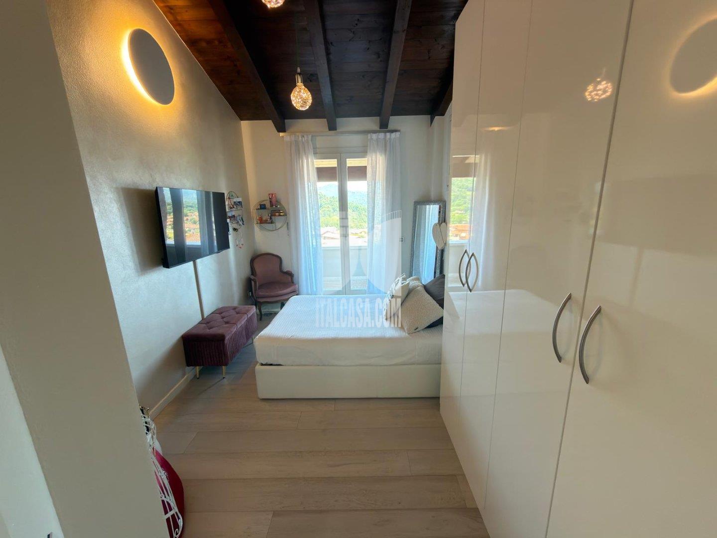 Villa Unifamiliare in vendita a Cenate Sopra