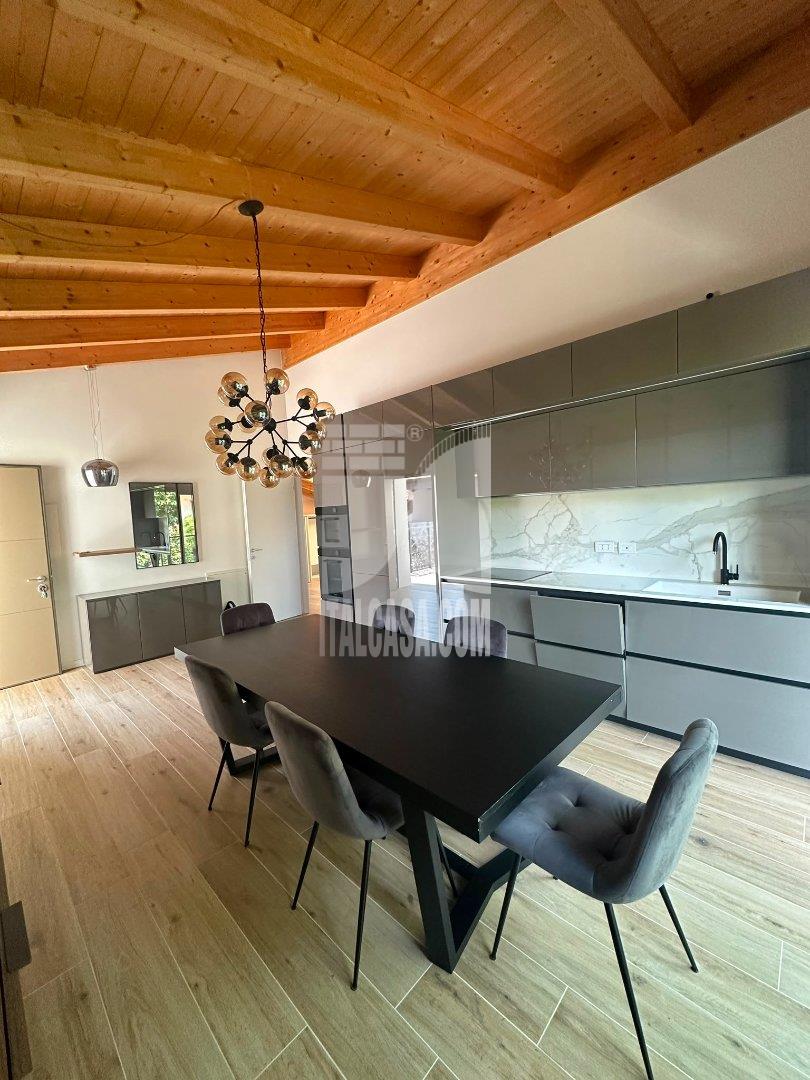 Appartamento in vendita a Albano Sant
