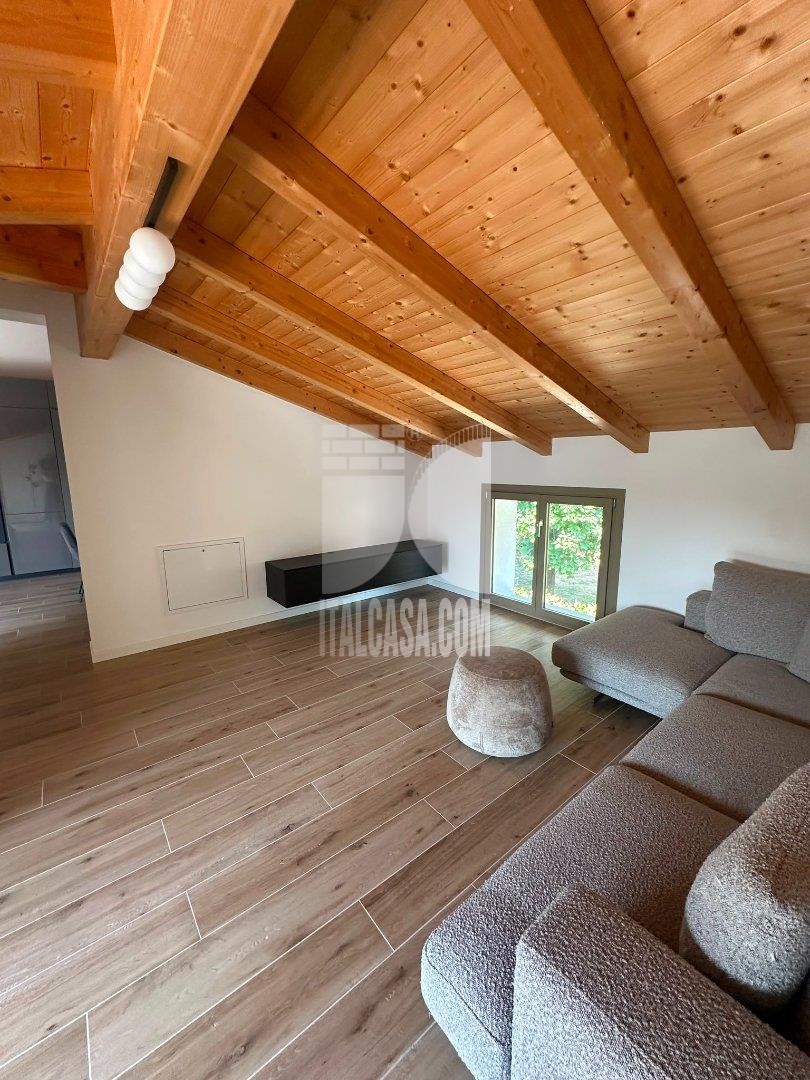 Appartamento in vendita a Albano Sant