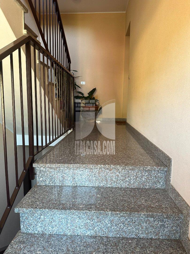 Appartamento in vendita a Villa di Serio