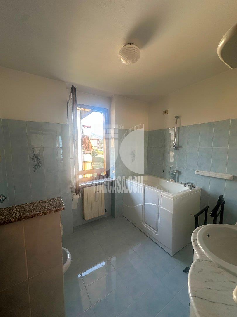 Appartamento in vendita a Villa di Serio