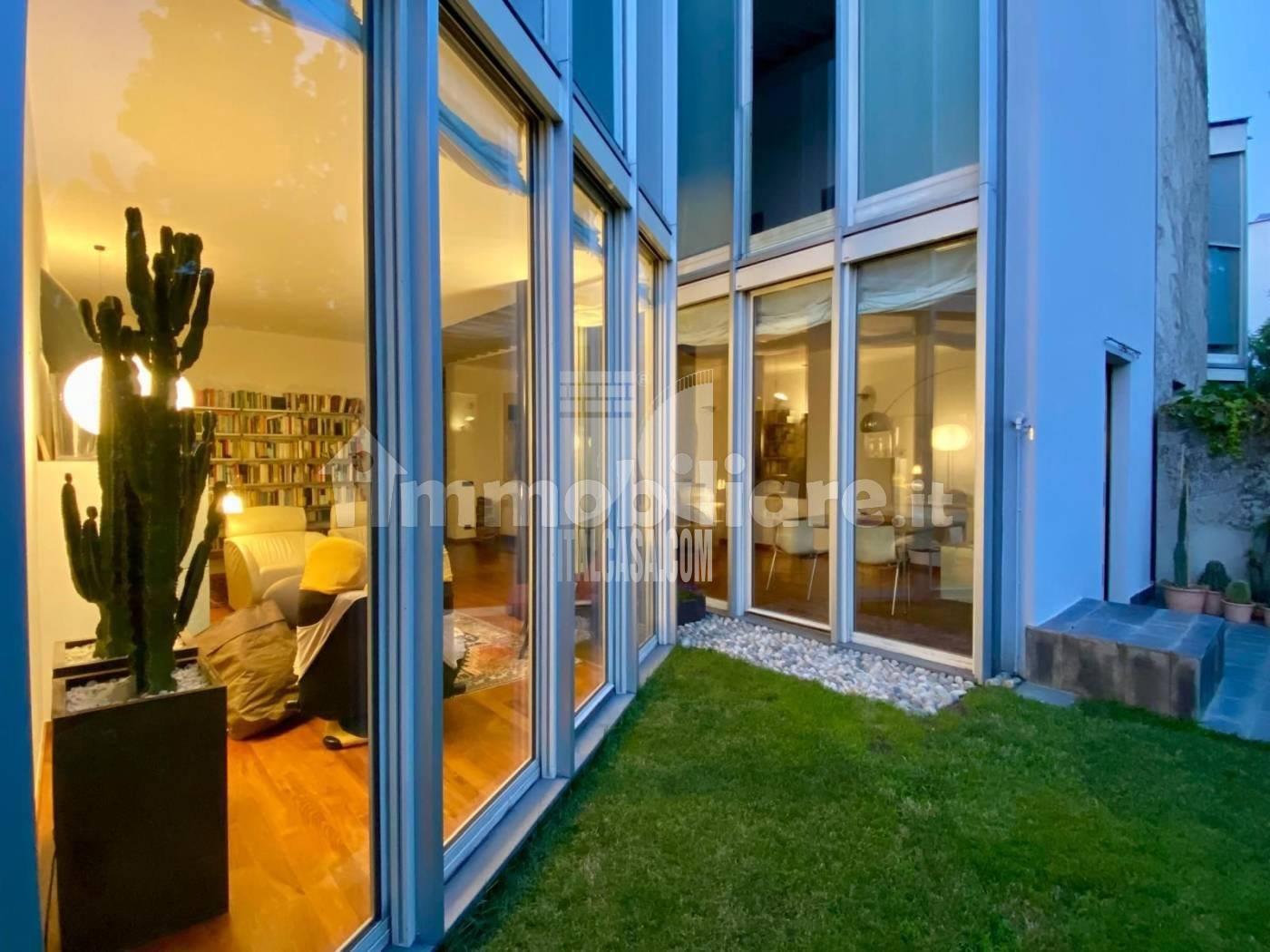 Villa Bifamiliare in vendita a Gorle