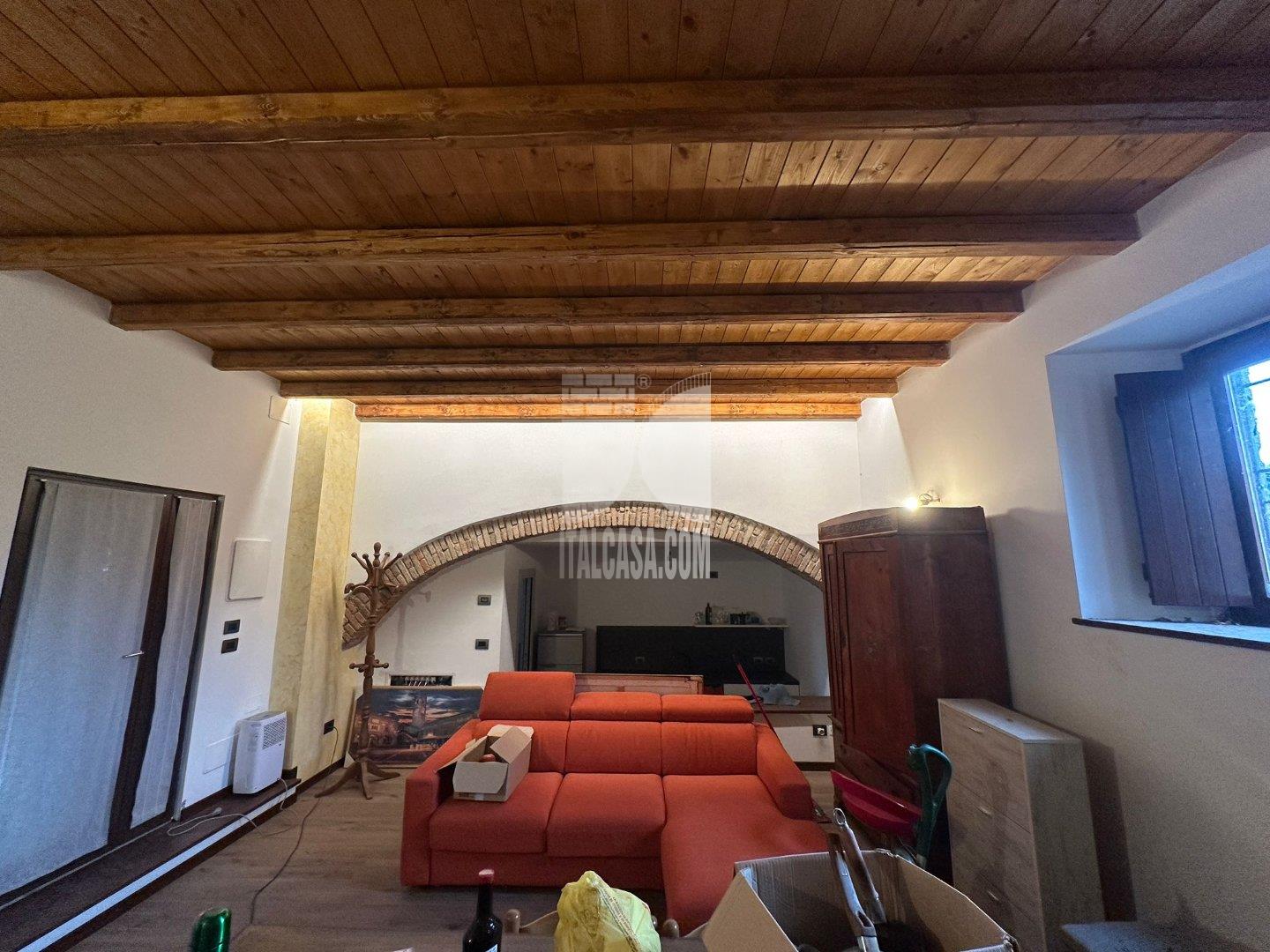 Appartamento in vendita a Nembro