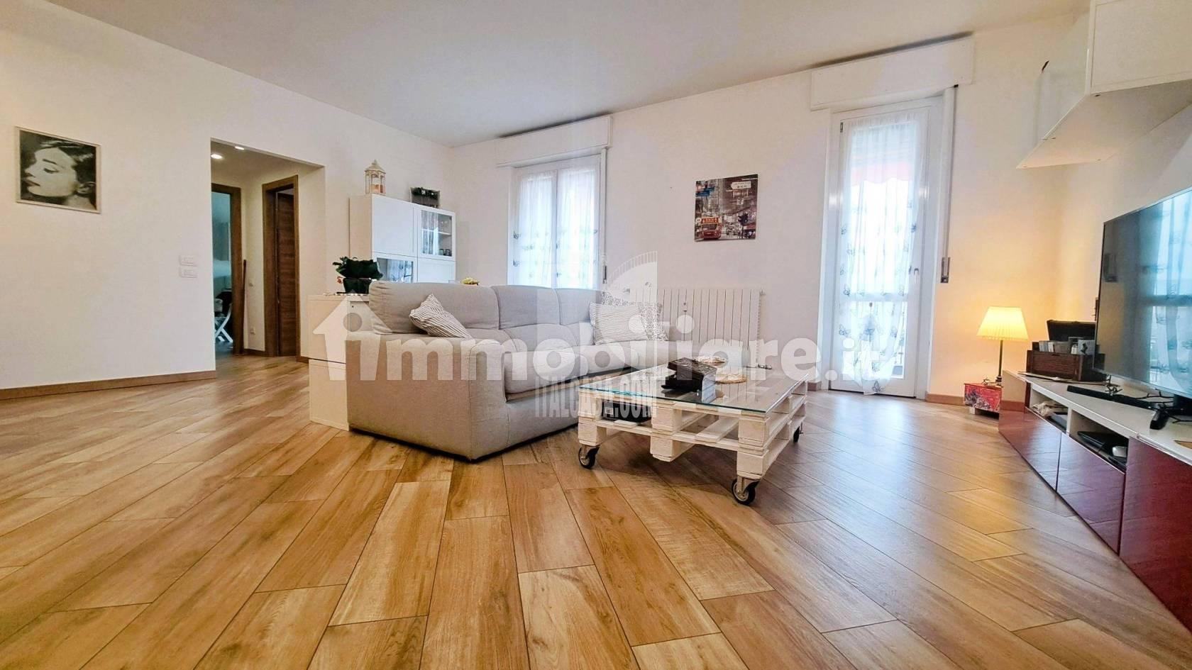 Appartamento in vendita a Alzano Lombardo