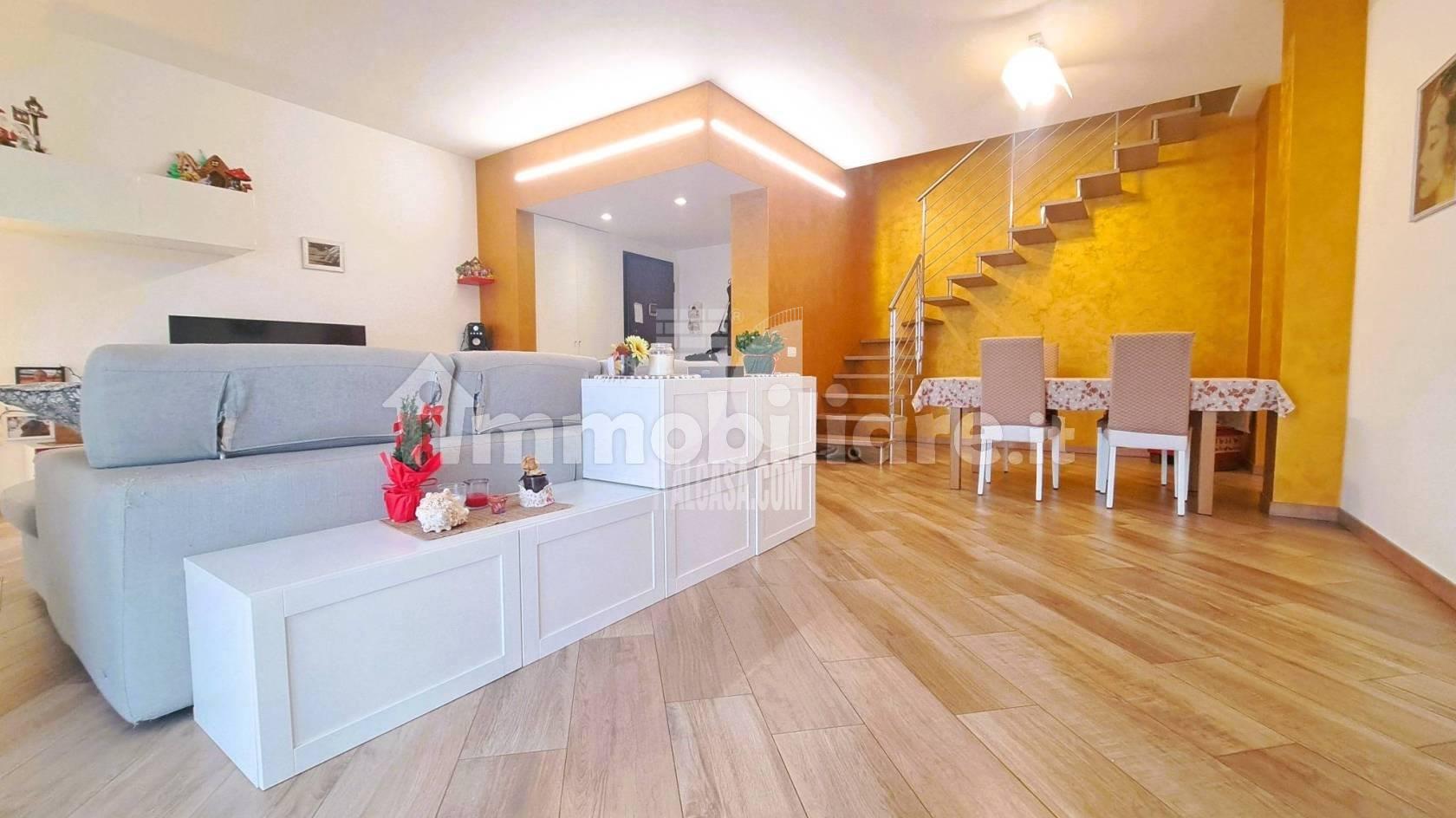 Appartamento in vendita a Alzano Lombardo