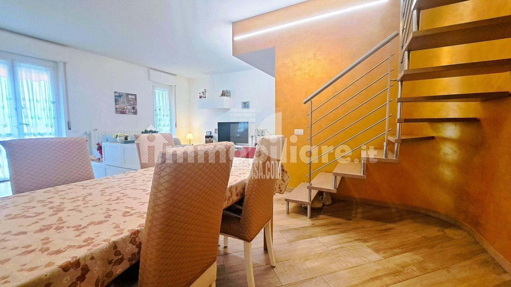 Appartamento in vendita a Alzano Lombardo