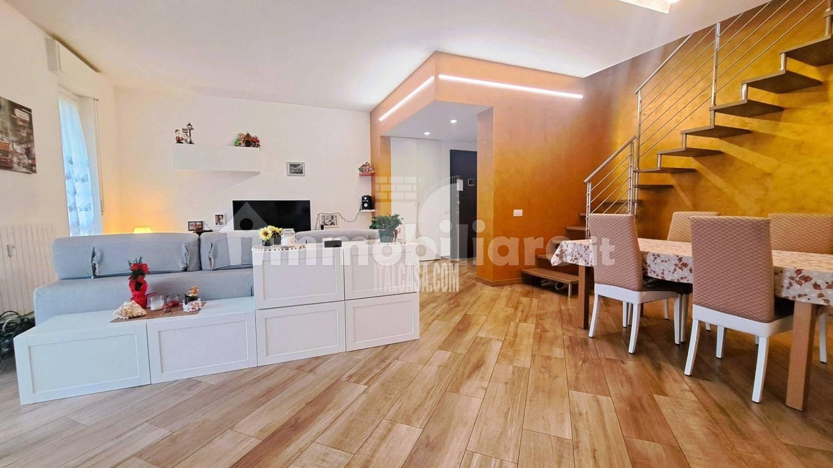 Appartamento in vendita a Alzano Lombardo