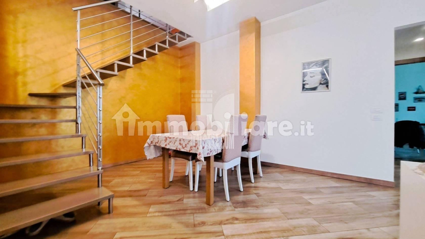 Appartamento in vendita a Alzano Lombardo