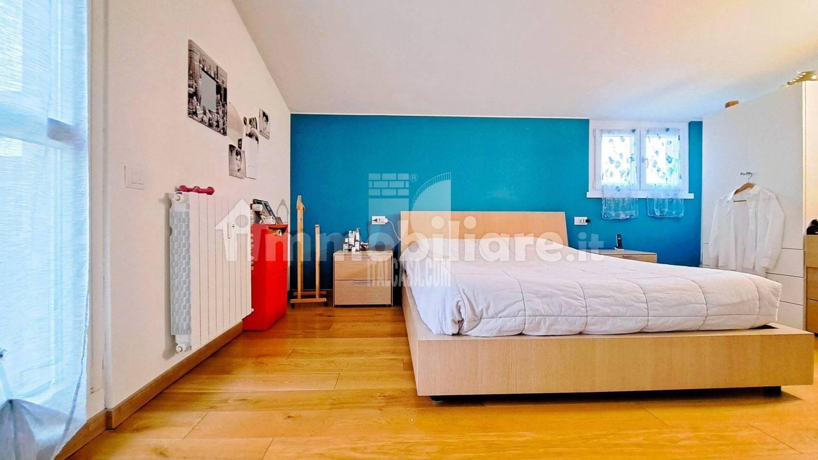 Appartamento in vendita a Alzano Lombardo