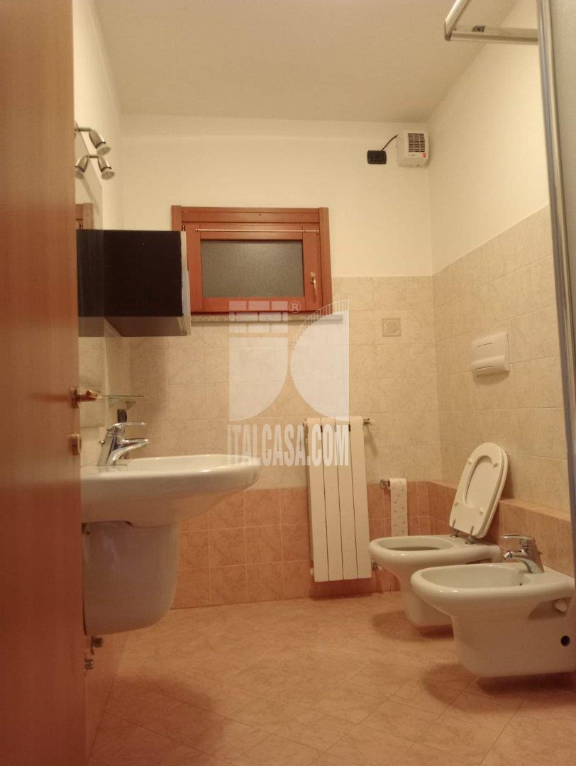 Appartamento in affitto a Villa di Serio