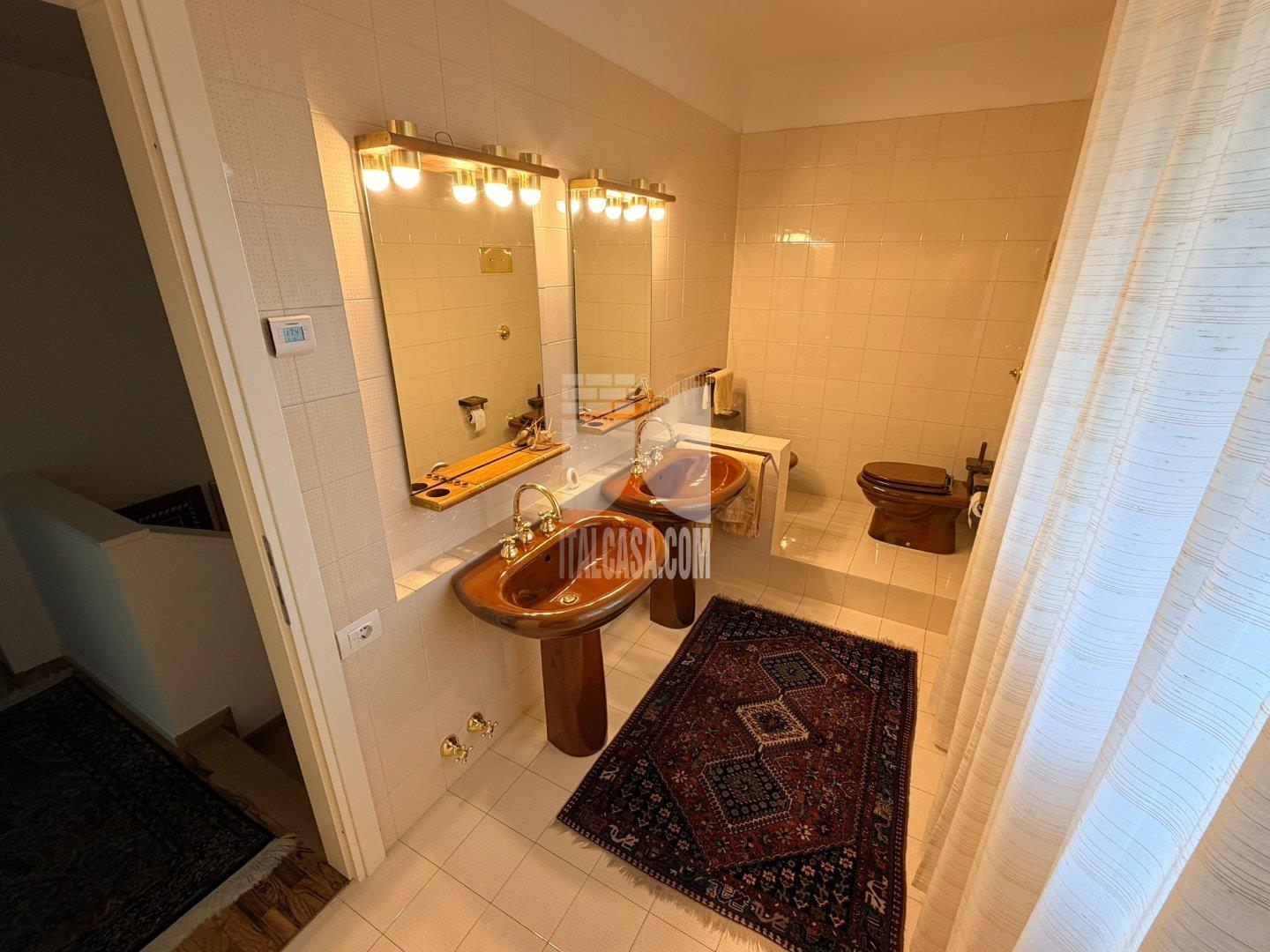 Villa a schiera di testa in vendita a Cenate Sotto