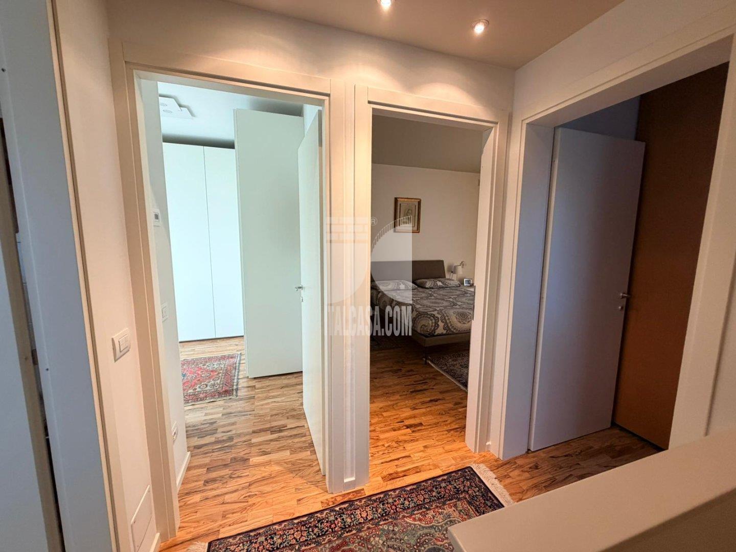 Villa a schiera di testa in vendita a Cenate Sotto