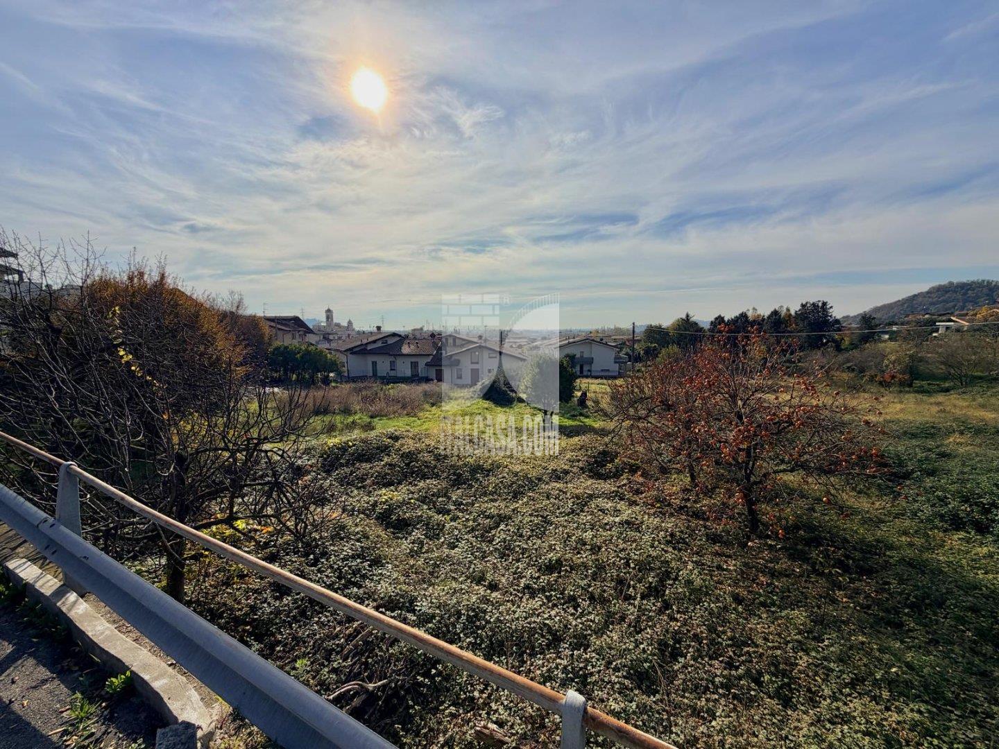 Terreno Residenziale in vendita a Cenate Sotto