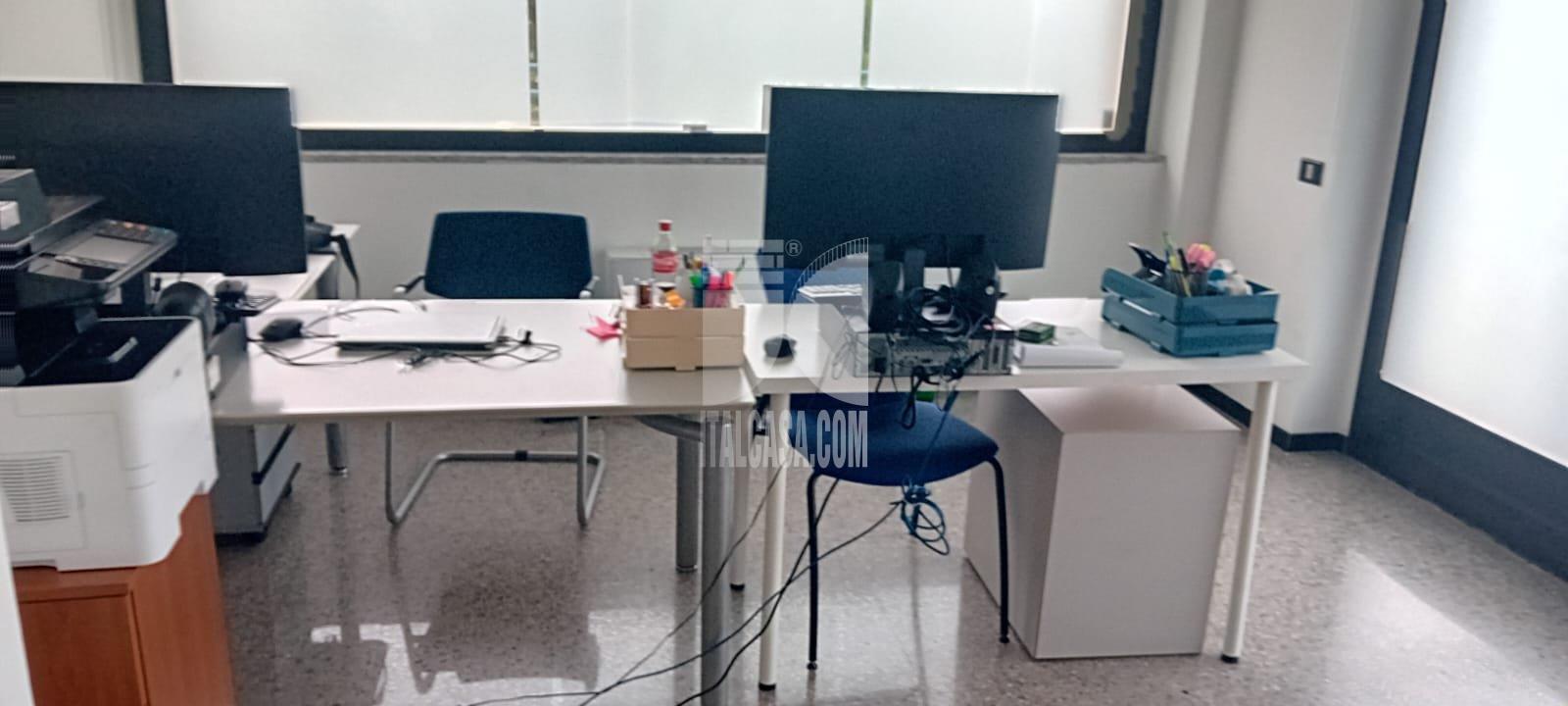 Ufficio in vendita a Alzano Lombardo