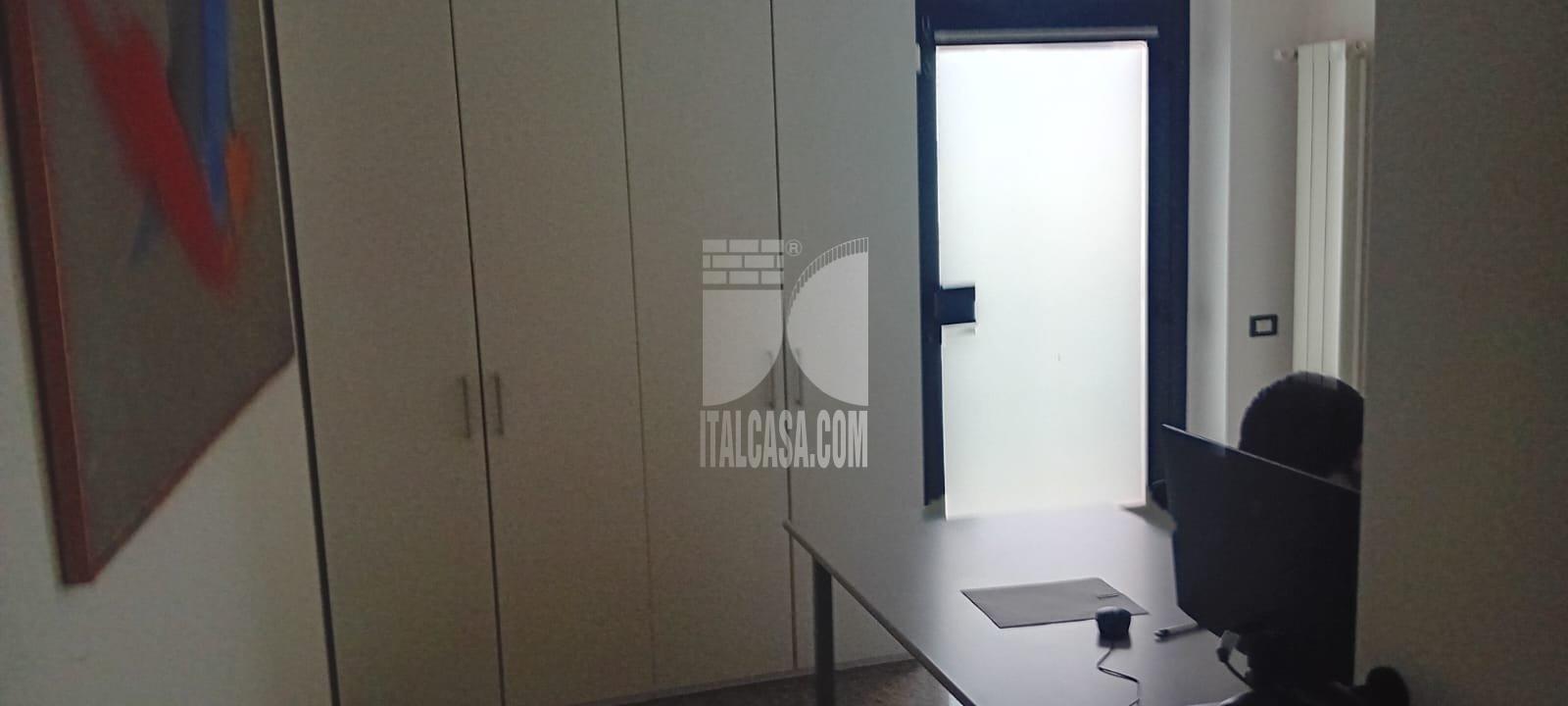 Ufficio in vendita a Alzano Lombardo