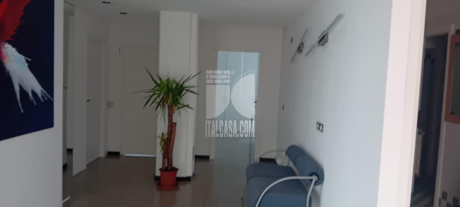 Ufficio in vendita a Alzano Lombardo