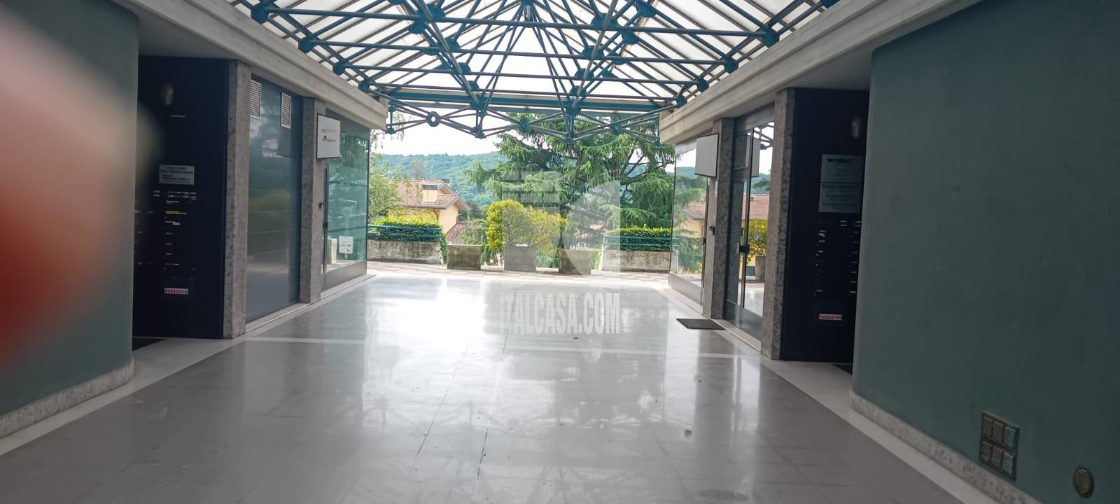 Ufficio in vendita a Alzano Lombardo