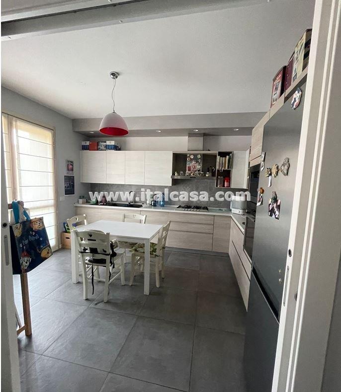Appartamento in vendita a Villa di Serio