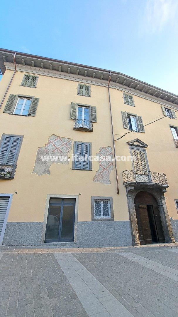 Appartamento in vendita a Alzano Lombardo