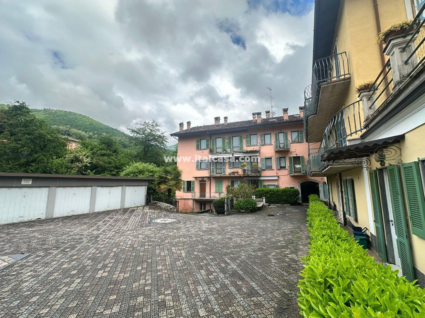Appartamento in vendita a Alzano Lombardo