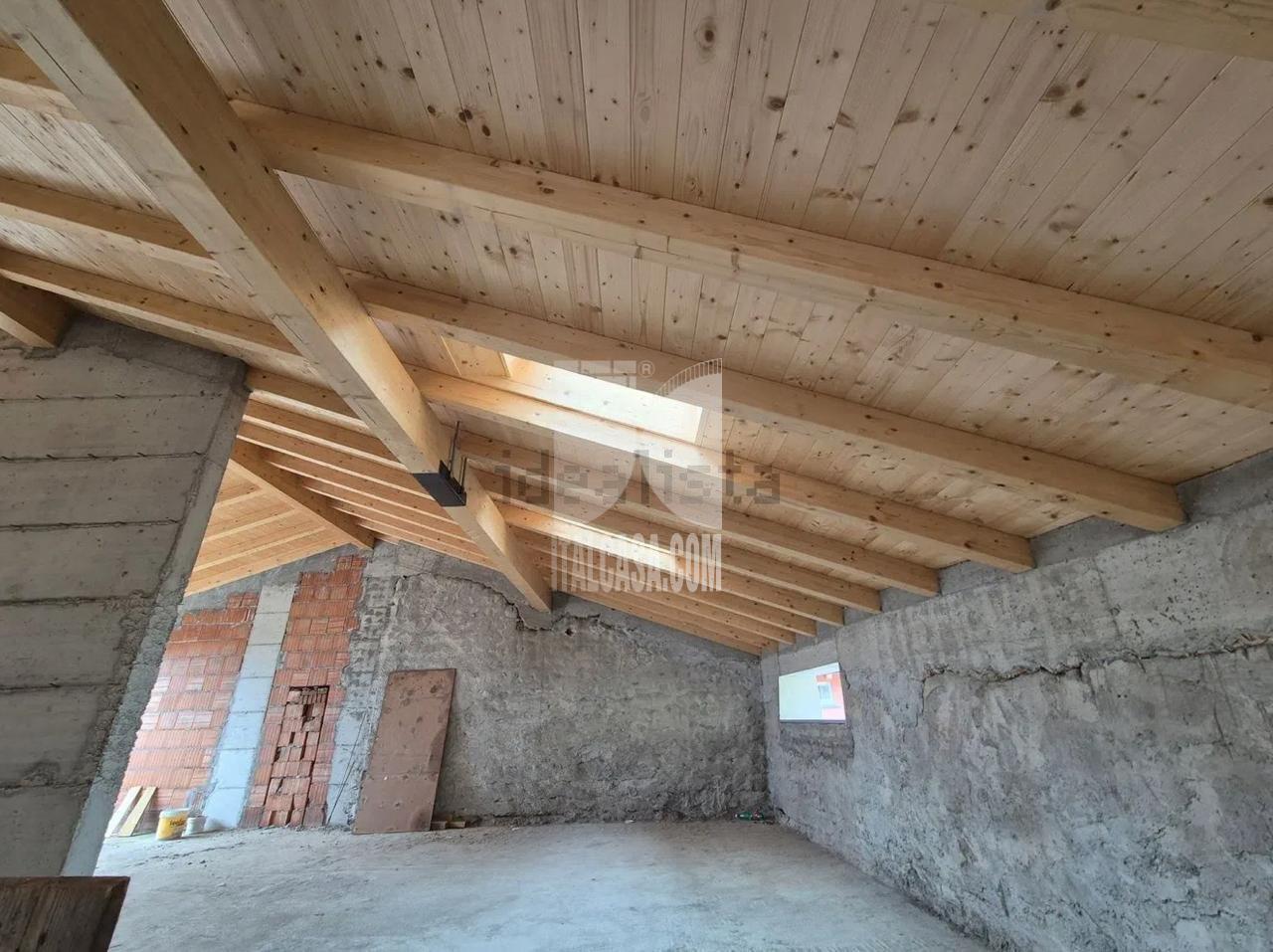 Appartamento in vendita a Scanzorosciate