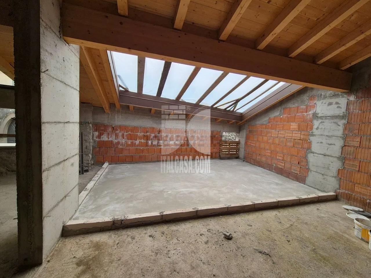 Appartamento in vendita a Scanzorosciate