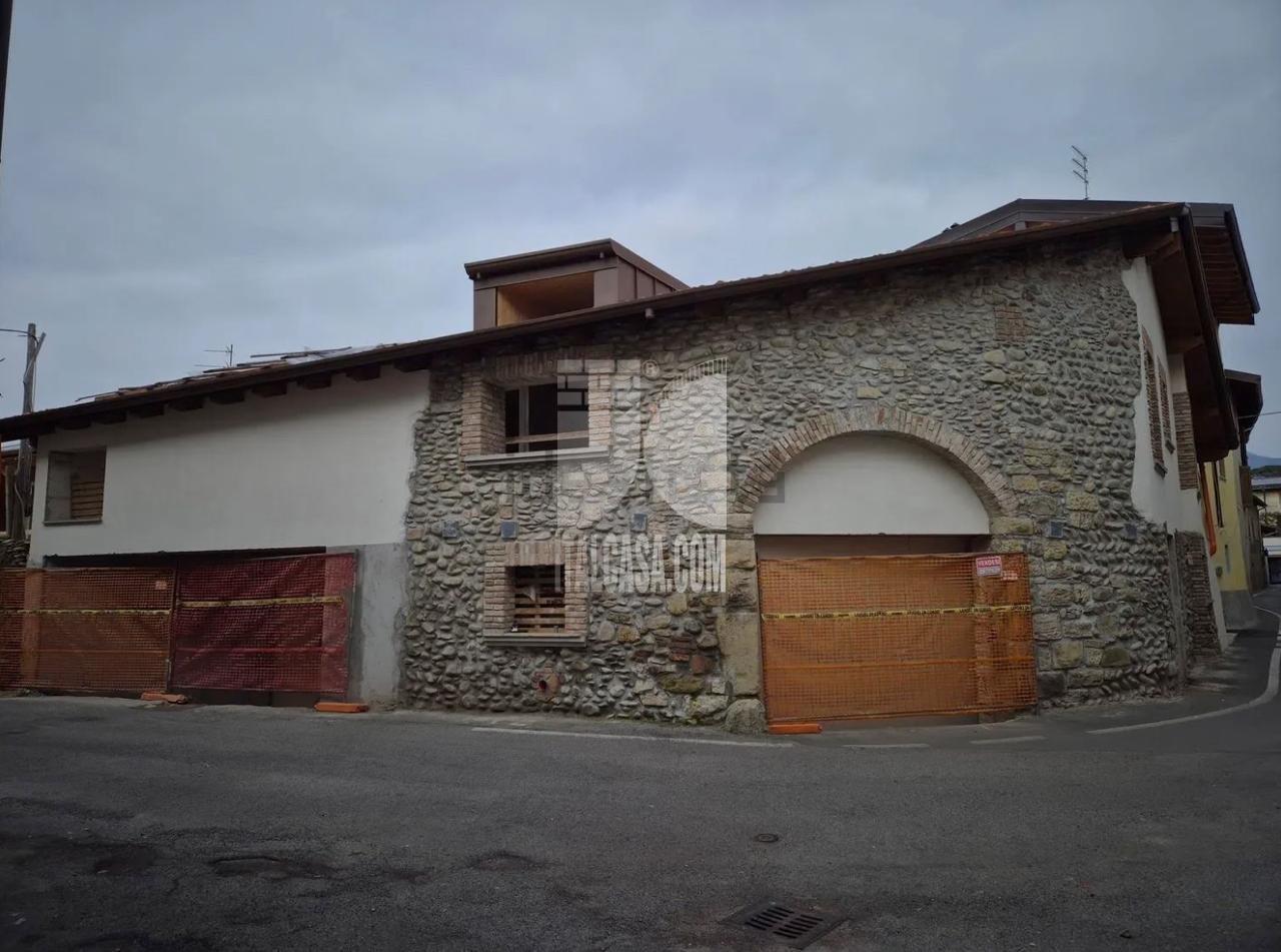 Appartamento in vendita a Scanzorosciate