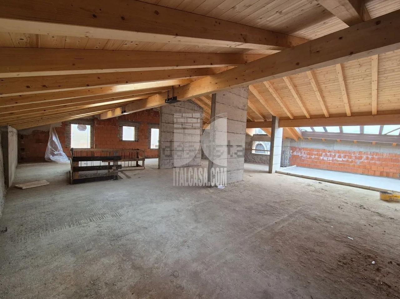 Appartamento in vendita a Scanzorosciate