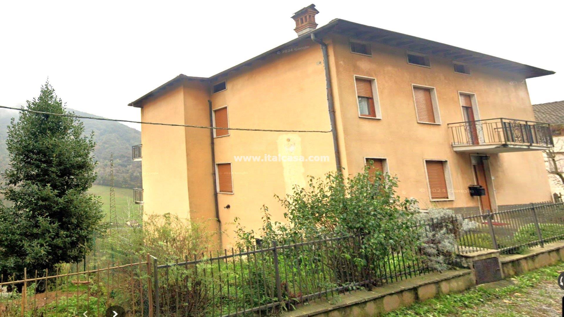 Appartamento in vendita a Cene